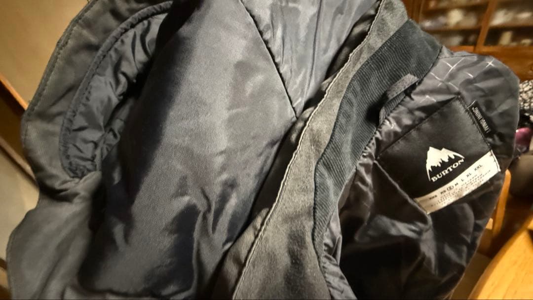 BURTON スノーウェア 美品 Sサイズ(日本L相当) 値下げ不可