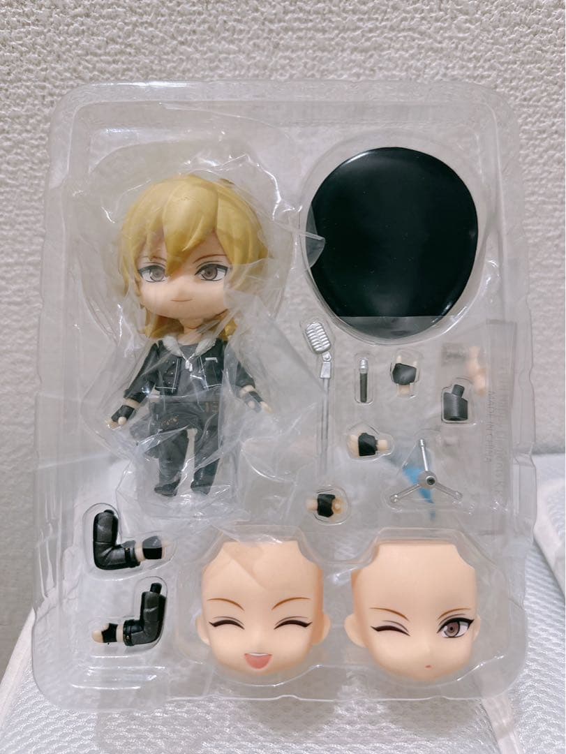 羽風薫 ねんどろいど　ねんどろいどどーるボディ 衣装セット