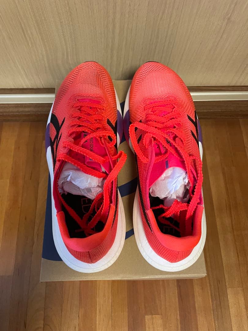 美品 asics メタスピードエッジ TOKYO 23.5cm