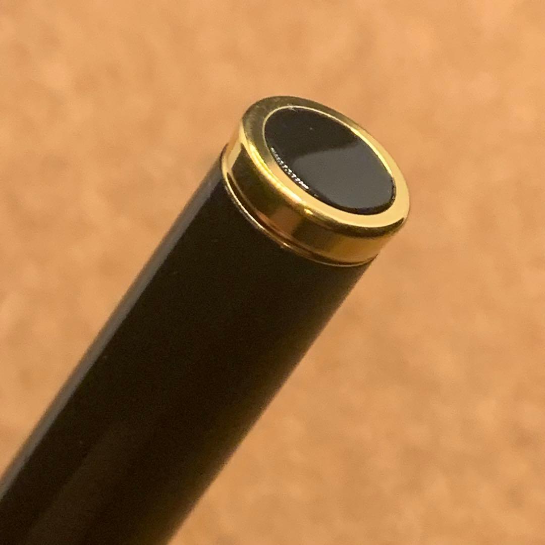 モンブラン　ノブレスオブリージュ　万年筆　黒　14K