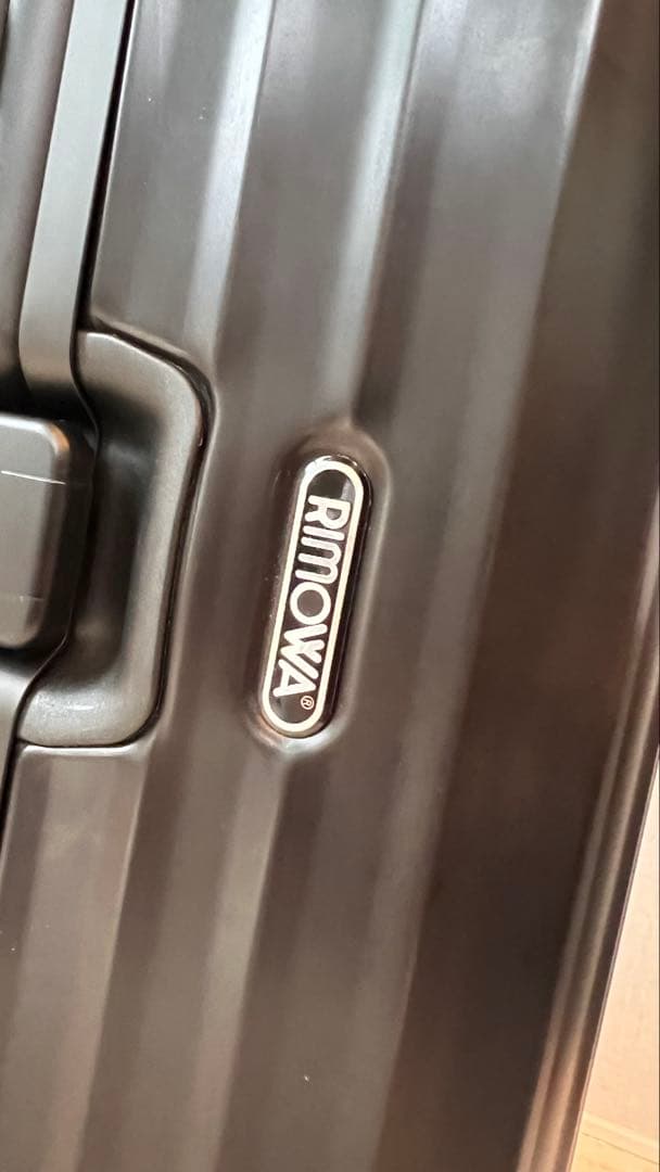 RIMOWA リモワ トパーズ ステルス 82L 986.15 4輪新品です