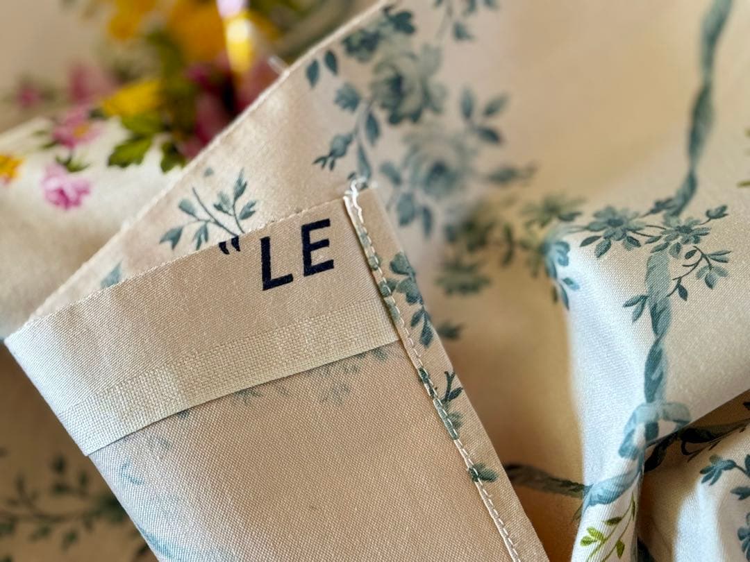 フランス　アンティーク　ファブリック＊リボンとフラワーバスケット＊Textile