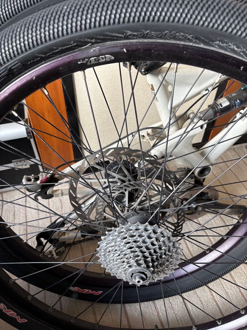 ダウンヒル用マウンテンバイク本体　直接取引　（1/31まで出品）