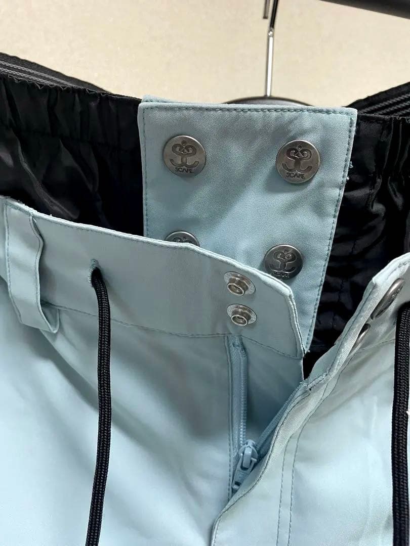 超美品 SCAPE エスケープ スノーボード ウェア 上下セット