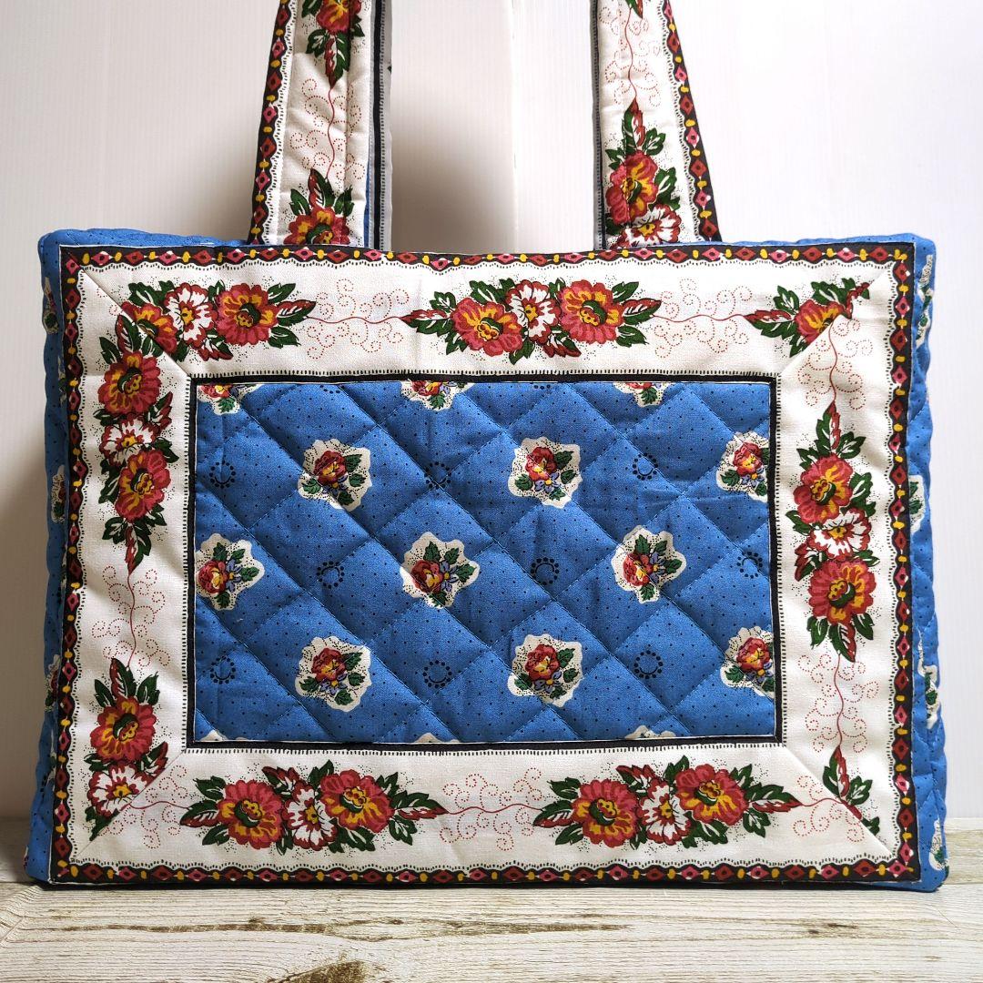 スクエアバッグ　ペットボトルカバー　ハンドメイド