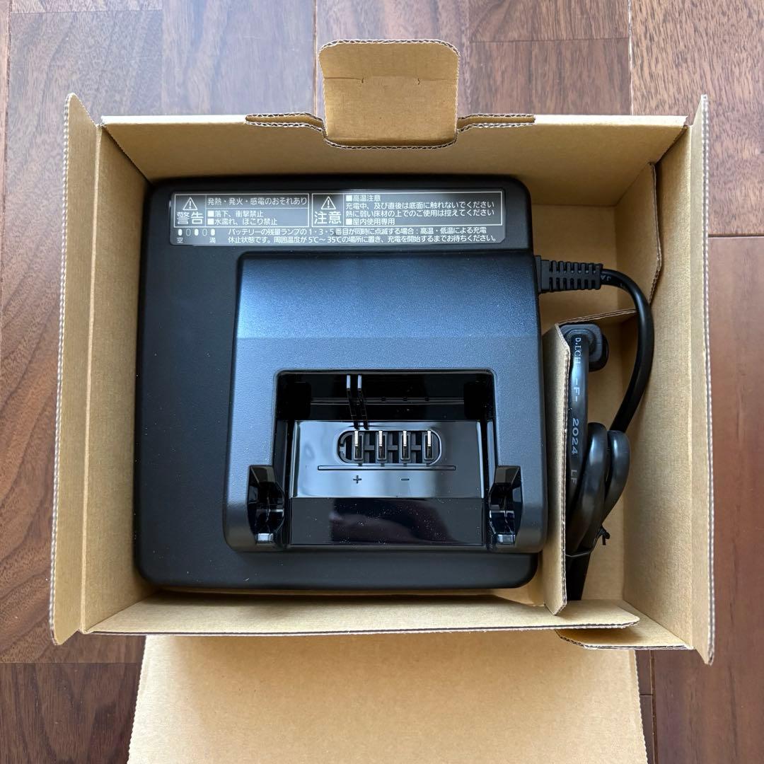 Panasonic NKJ075Z バッテリー充電器 リチウムイオンバッテリー用