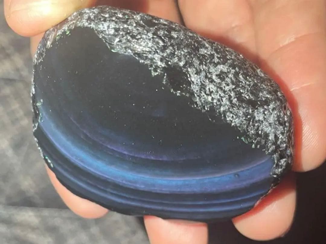 研磨品　十勝石玲瓏　ブルーレインボー　特級品