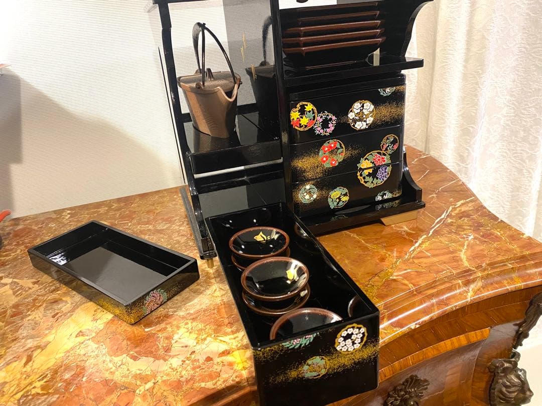 漆器 お重箱とお屠蘇セット　取皿5枚　お猪口5個