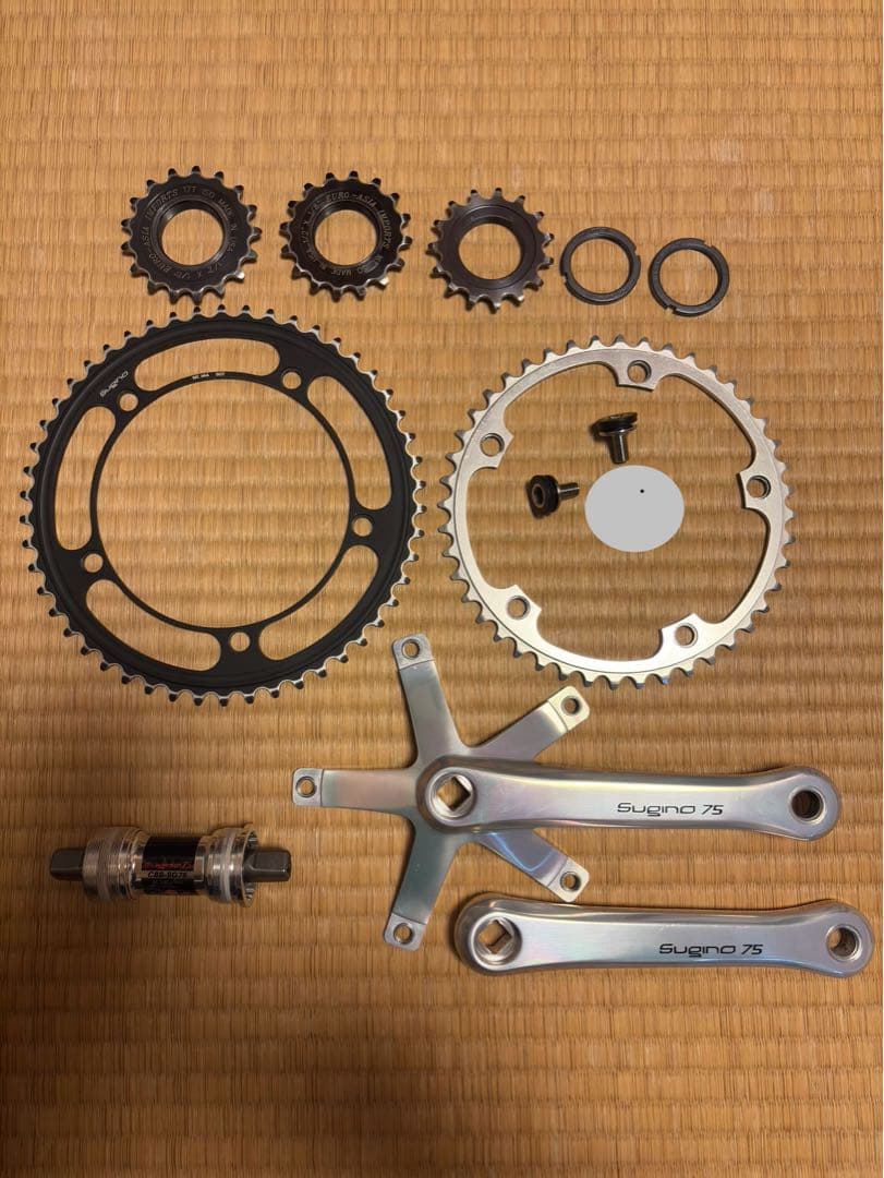 Sugino 75 クランク コグセット