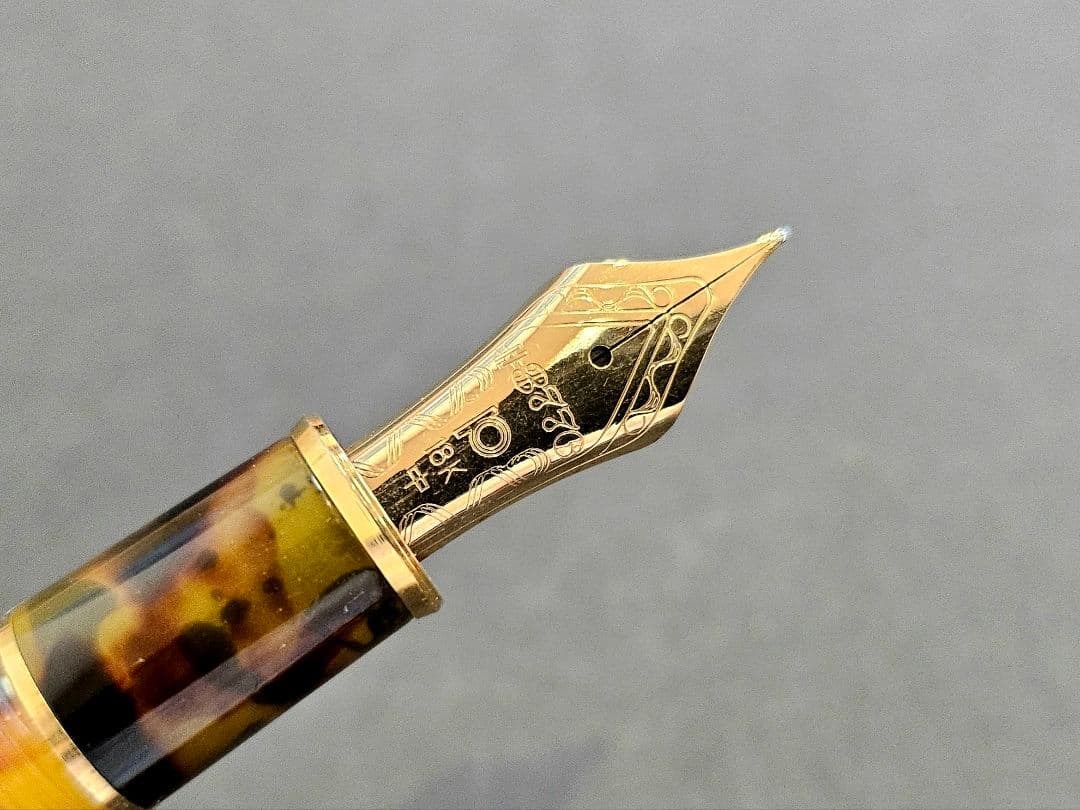 プラチナ万年筆 #3776 ベッコウ K18 中字