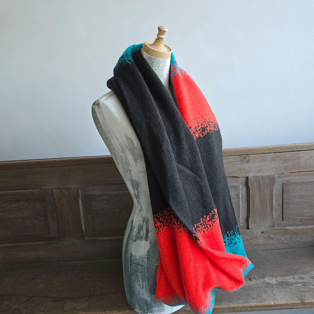 【最終値下げ】bedsadedrama　スヌード