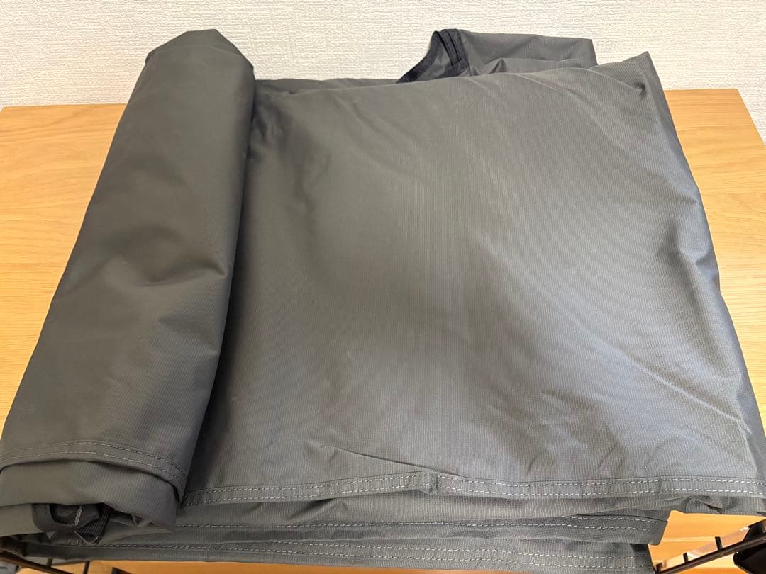 マックワンタープ　チャコール　Mサイズ