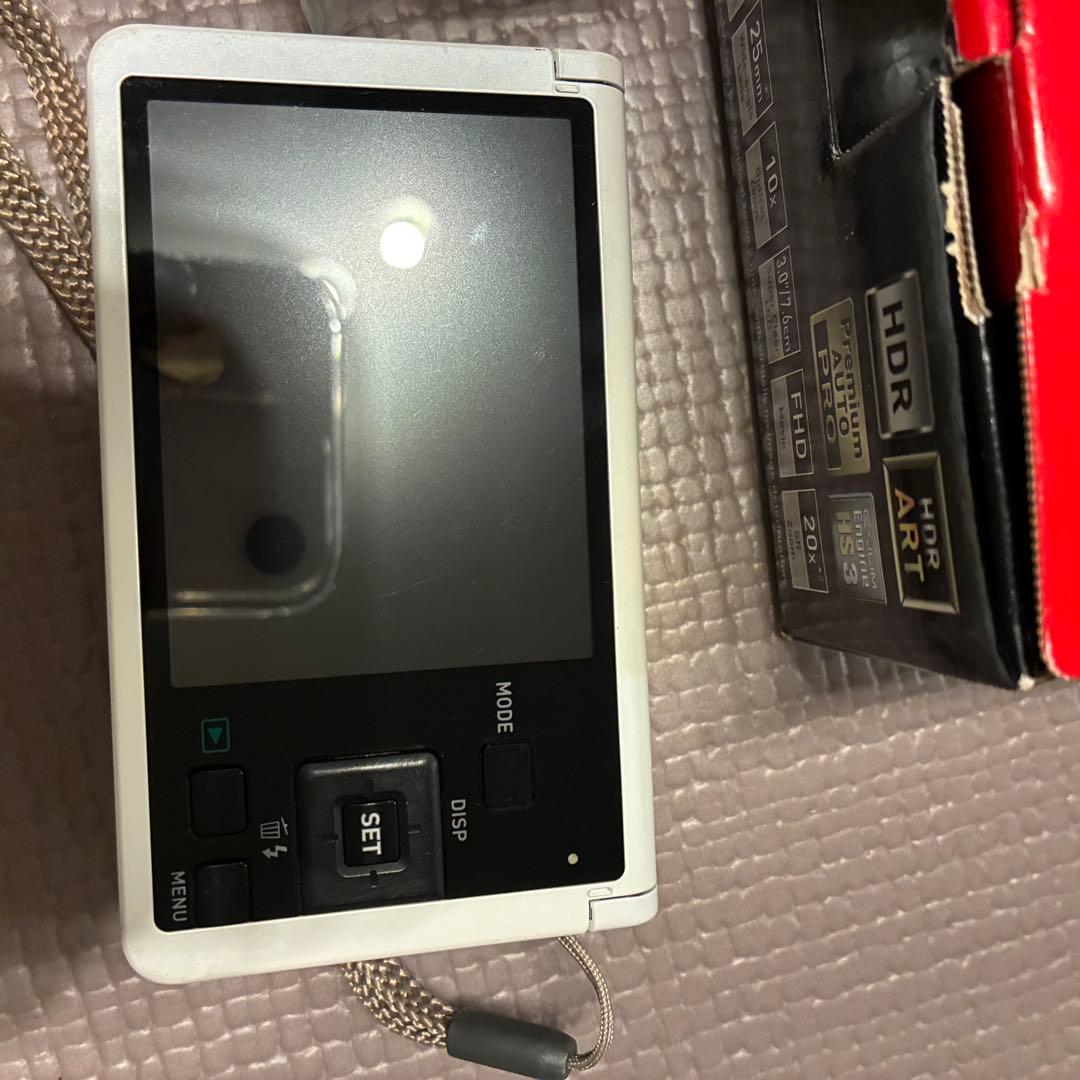 CASIO EXILIM EX-ZR50 ホワイト　カシオ　デジタルカメラ