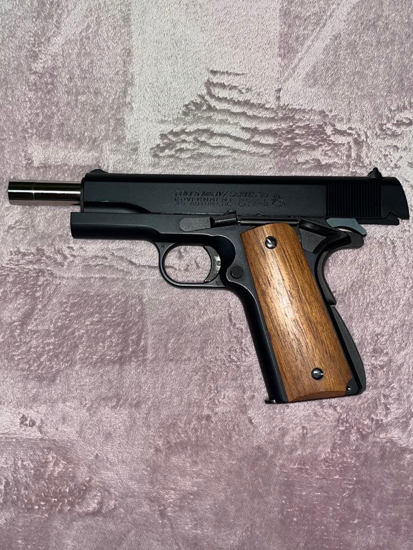 ウェスタンアームズ ブローバックガスガン その他 3点まとめ売り