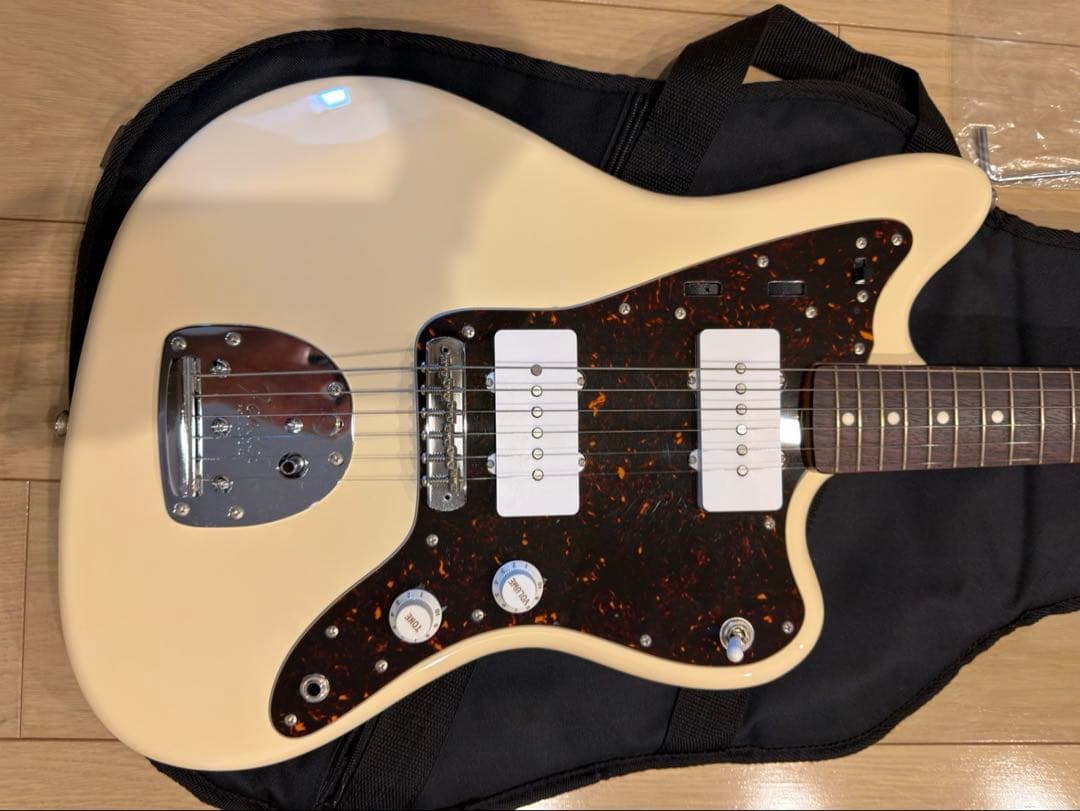 Fender エレキギター Classic 60s Jazzmaster VWH
