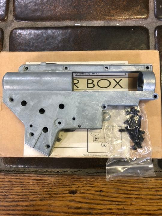 M16系の強化メカボックスフレーム　未使用長期保管
