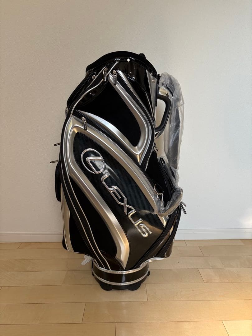 【新品・未使用】LEXUS ゴルフバッグ・キャディバッグ