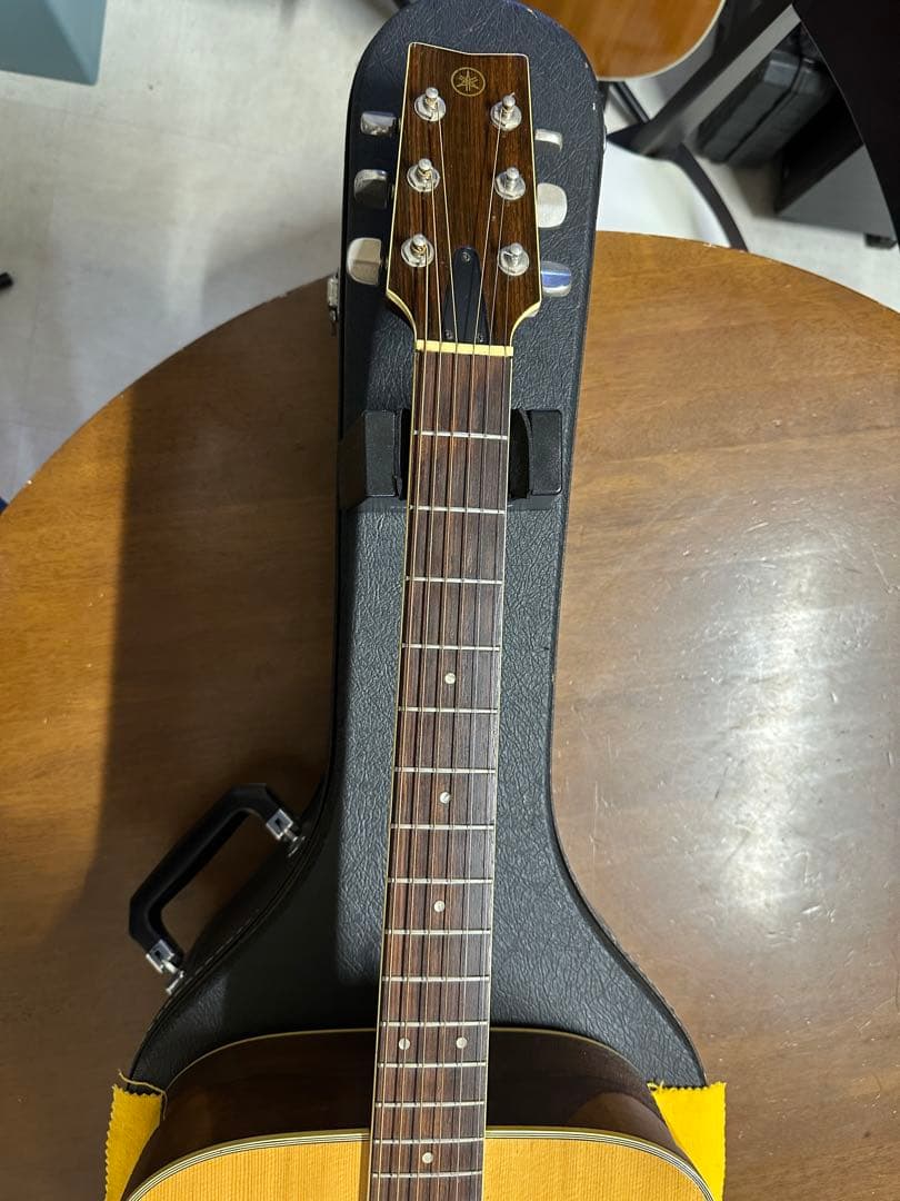 ๑*๑様 YAMAHA FG-400J　ド迫力の杢目　激鳴り　弦高低し弾きやすさ