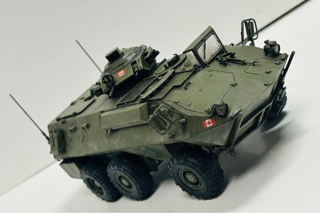 トランペッター　1/35 グリズリー　完成品　装甲車　戦車　模型　カナダ