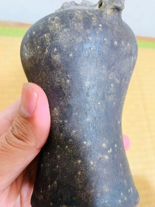 12から13世紀　中国　黒高麗　神獣首瓶