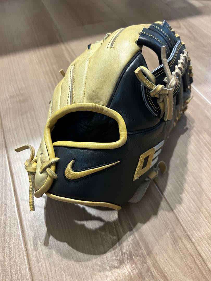 NIKE ダイヤモンドエリート 硬式用 外野用 グローブ 廃盤