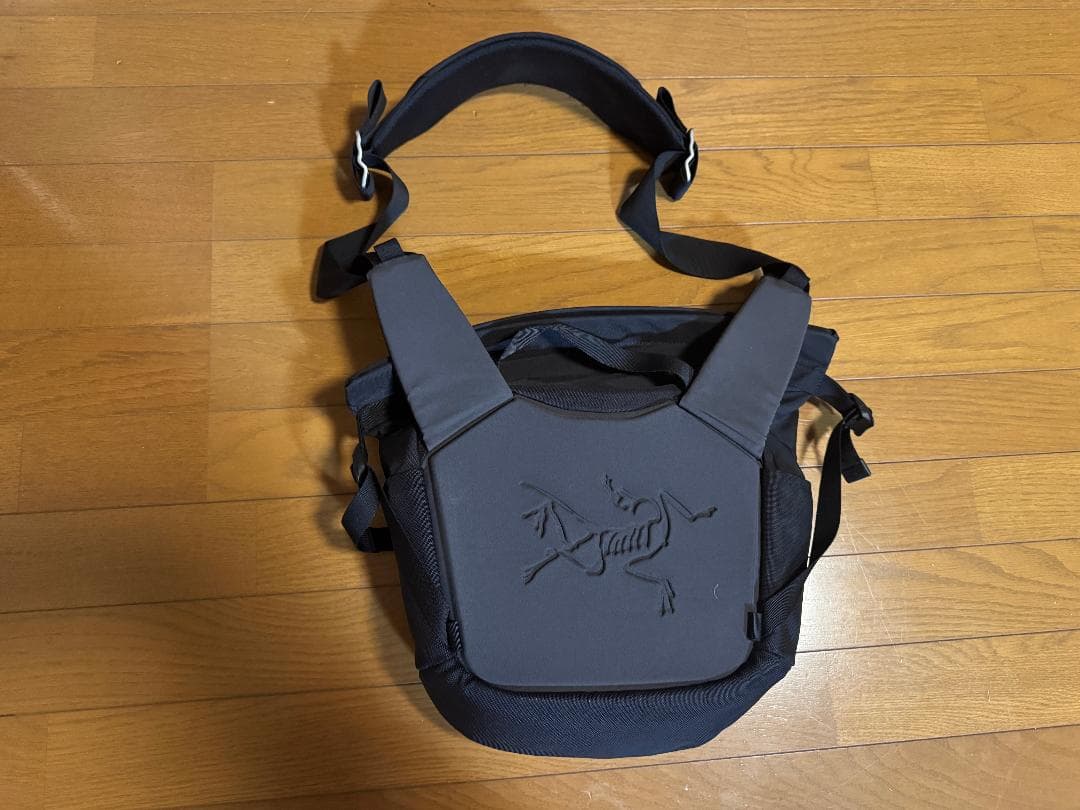 ◆希少品 ARC’TERYX アークテリクス メッセンジャーバッグ◆