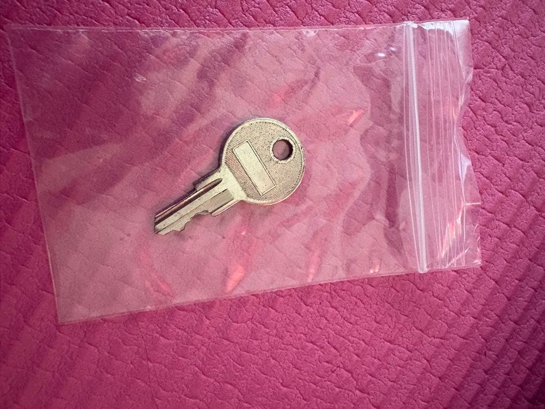 t*7様 激レア　007sp 実機　送料無料