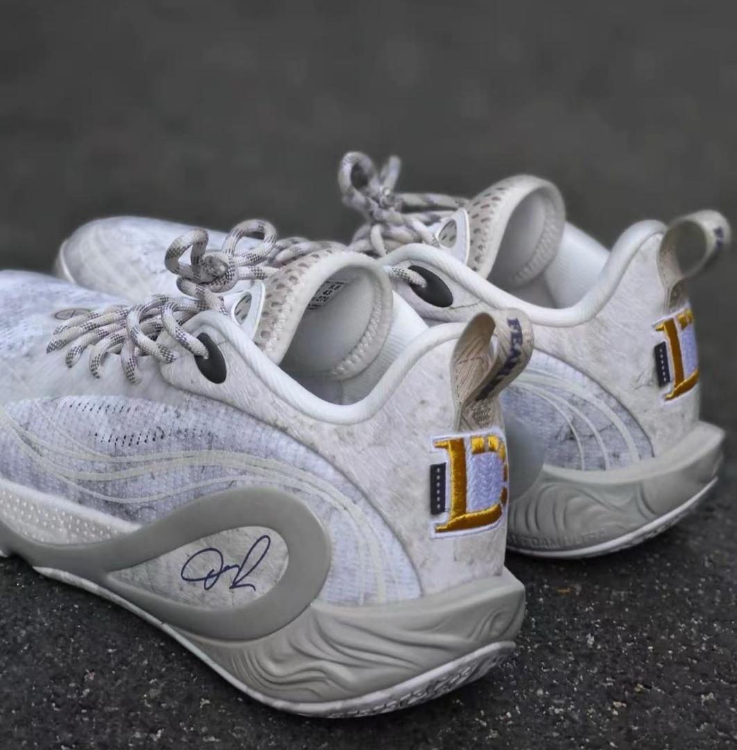 リーニン WOW Dlo1 月ノ岩 US 9