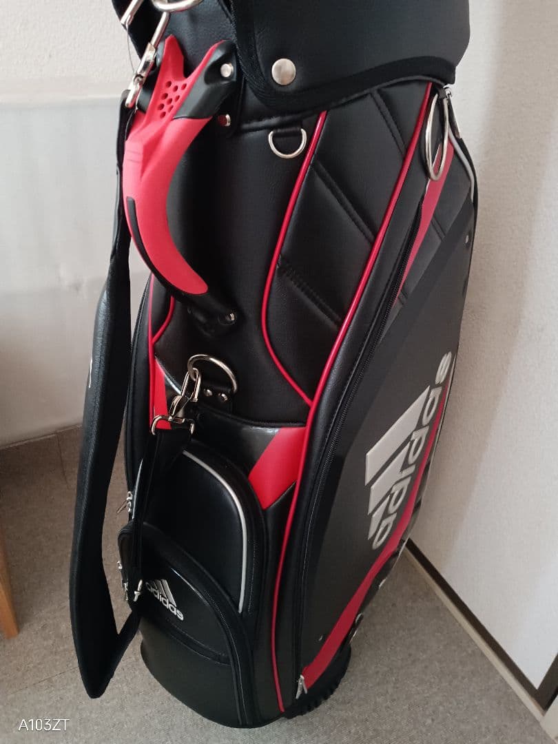 Addidasメンズキャディバッグブラック/レッド フードカバー/ベルト付き