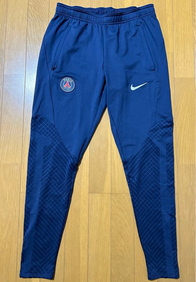 【未使用・タグ付】ナイキ　パリサンジェルマン　ネイビー