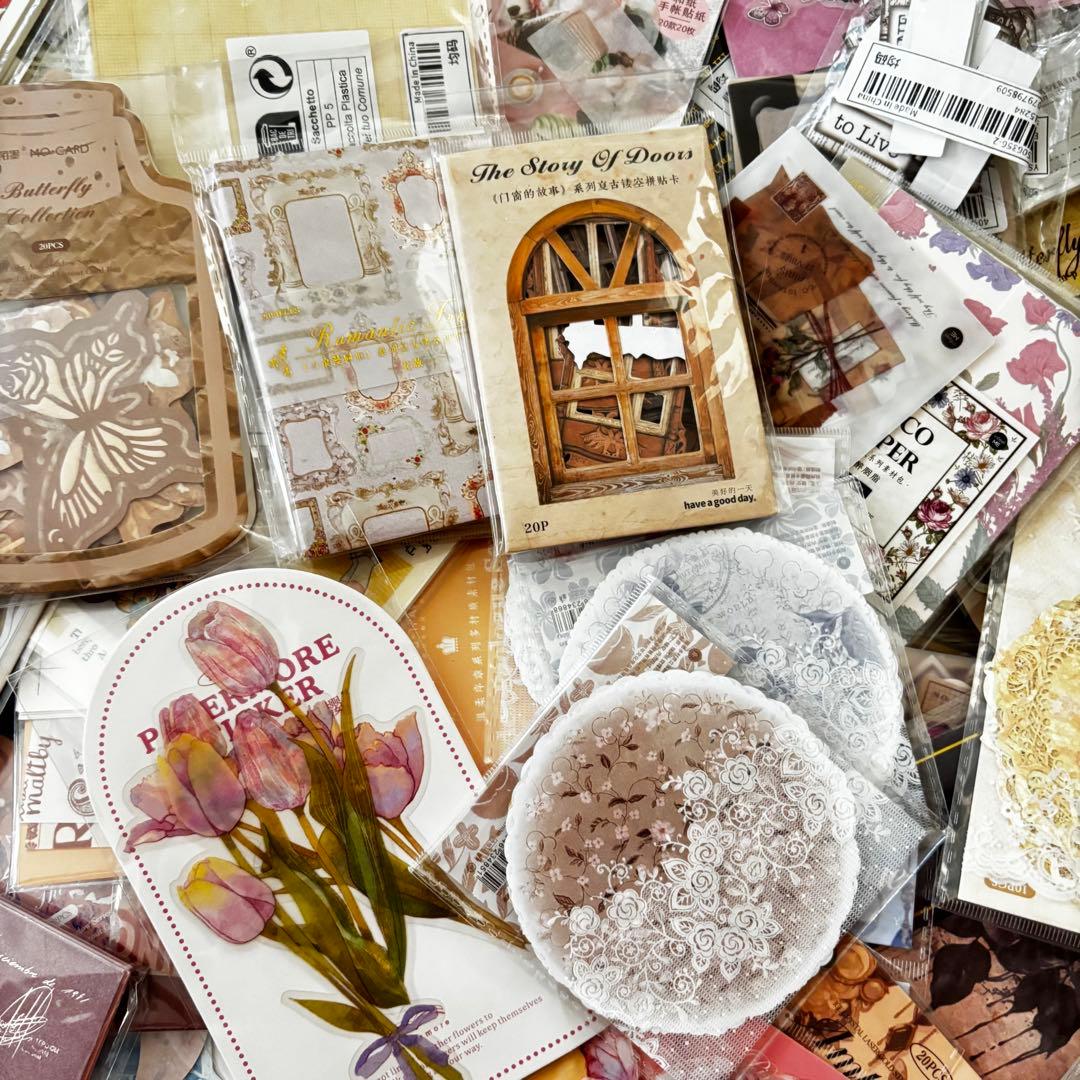 紙物 コラージュ素材 大量まとめ売り‼️ 海外紙物