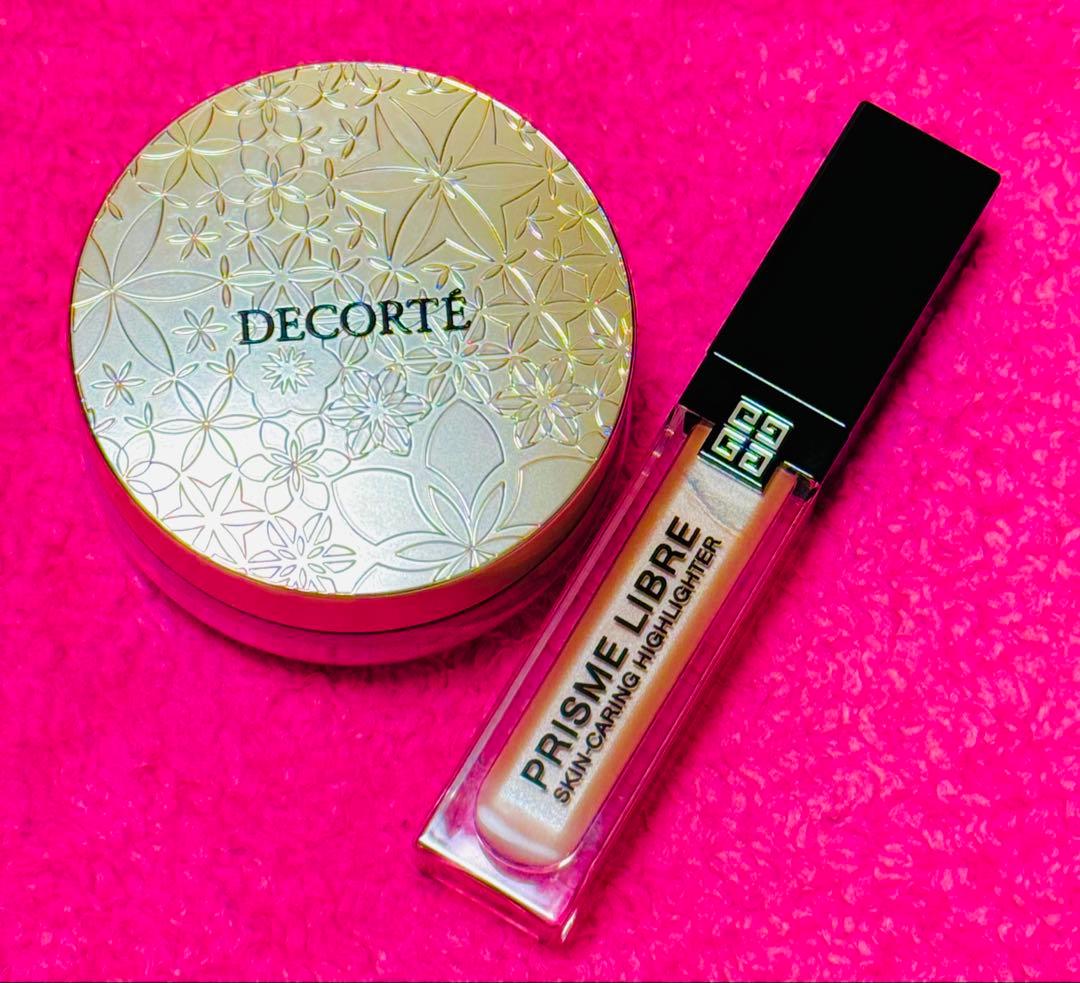 コスメデコルテ フェイスパウダー＆ジバンシー スキンケアリングハイライター