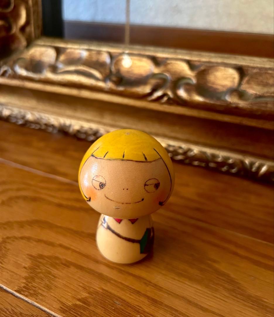 作家さん　こけし　マトリョーシカ　ボブ女の子