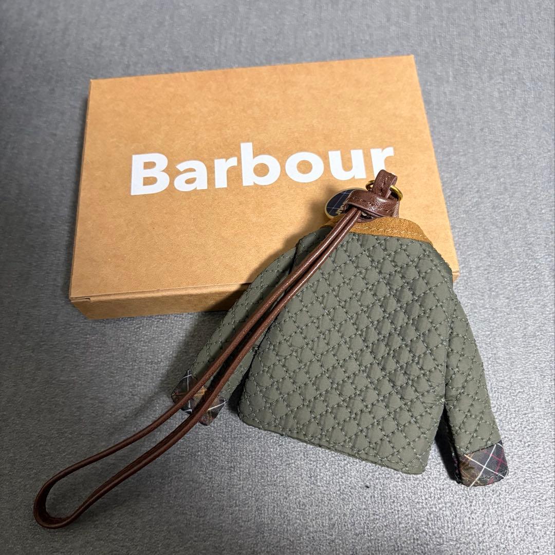 〔限定品〕Barbour キルティングジャケット型バッグチャーム　新作ノベルティ