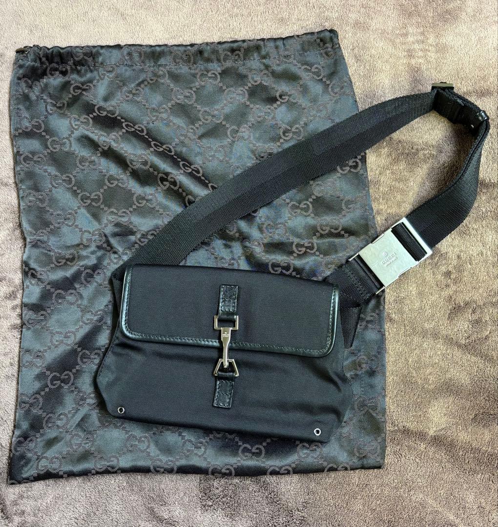 正規品★GUCCI★ブラック★ボディバッグ★保存袋付き ボディバッグ