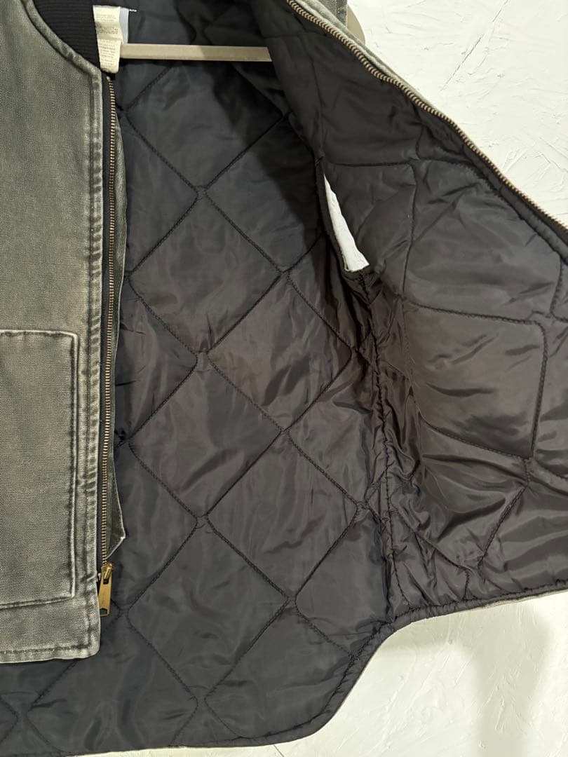 USA製Carhartt カーハート ダック ベスト モスグリンフェード