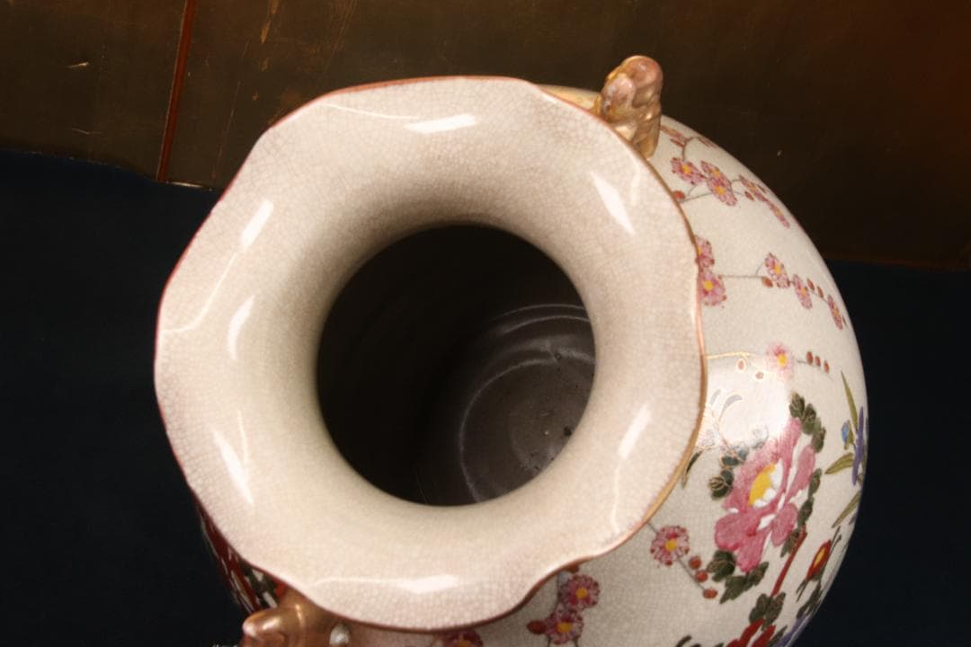 薩摩焼　勇仙作　色絵金彩花鳥図獅子耳　大花瓶　花器　壷　高さ38cm　BE716