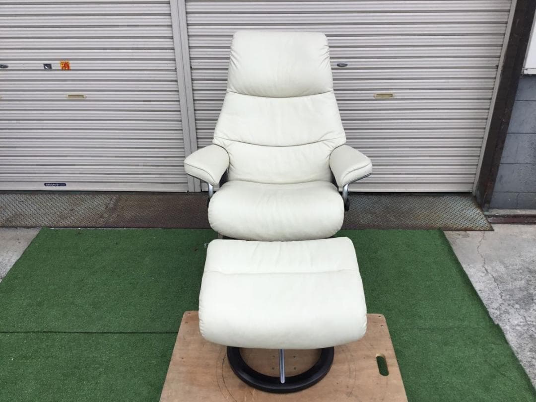 エコーネス シグニチャー リクライニングチェア オットマン付 ストレスレスチェア