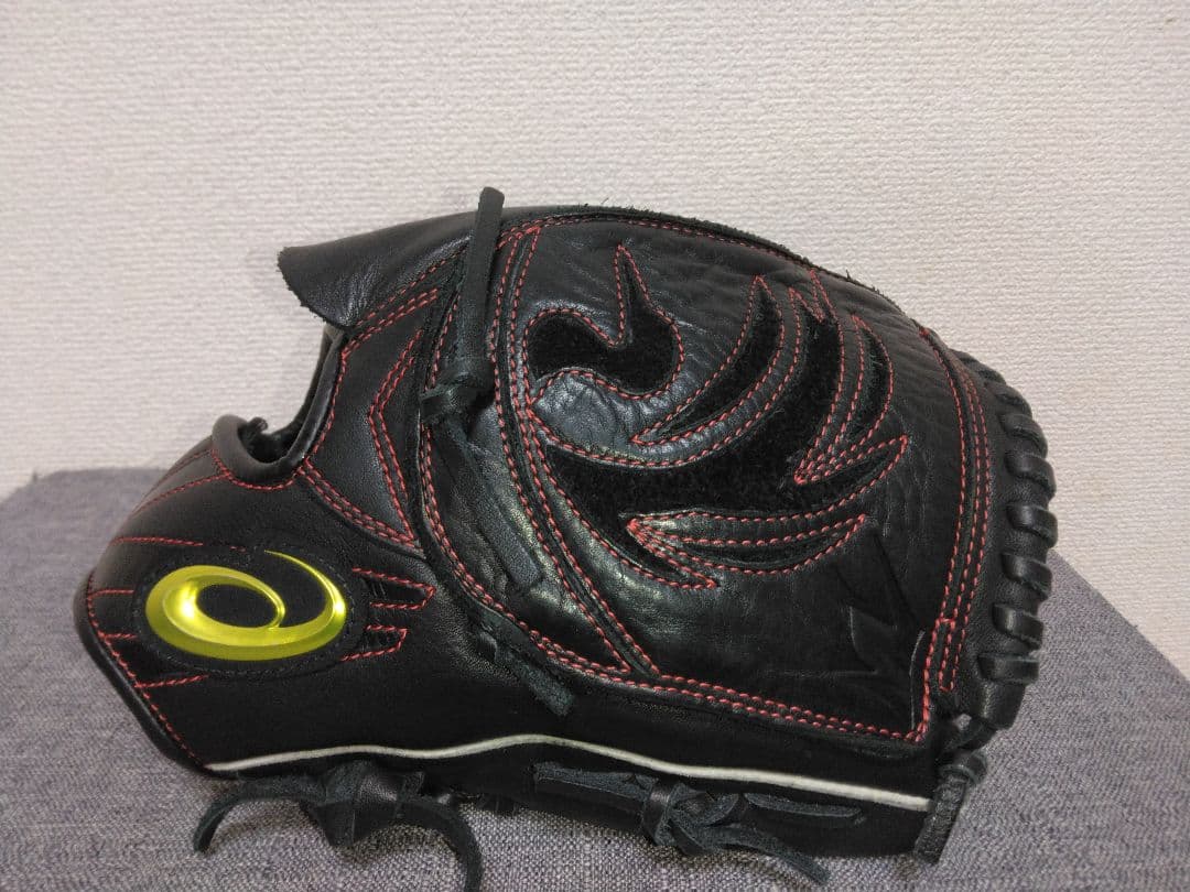 ASICS少年軟式ピッチャー用グラブ　ダルビッシュ有モデル