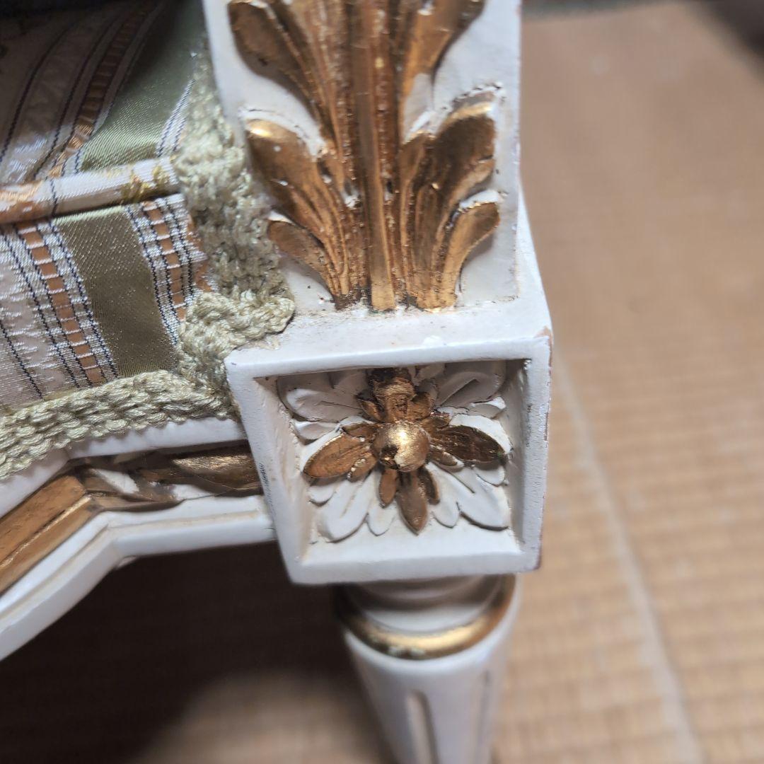 ロココスタイル アームチェア クリーム色