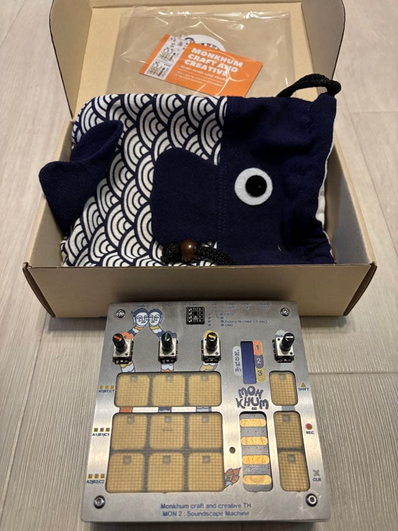 MONKHUM MON2 サウンドスケープマシン　シンセ + サンプラー