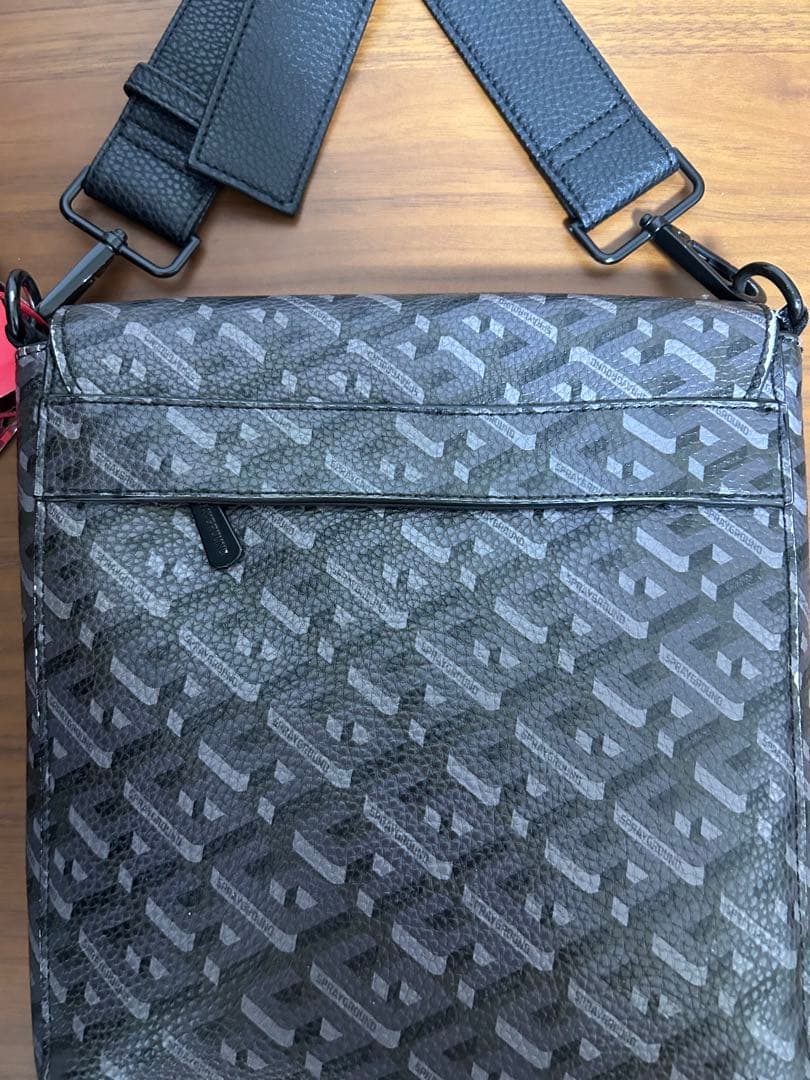 Sprayground ショルダーバッグ