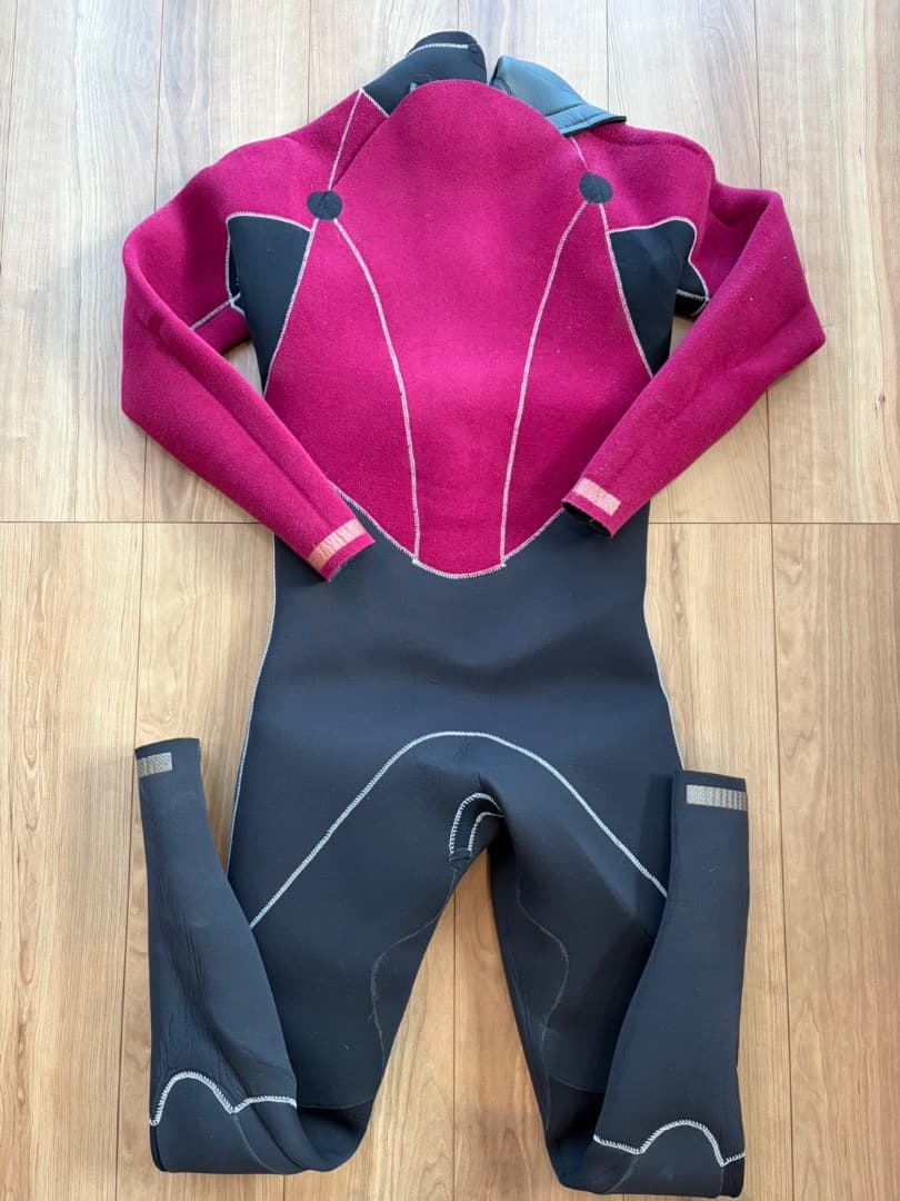 セミドライ ウェットスーツ THE RLM RUBBER