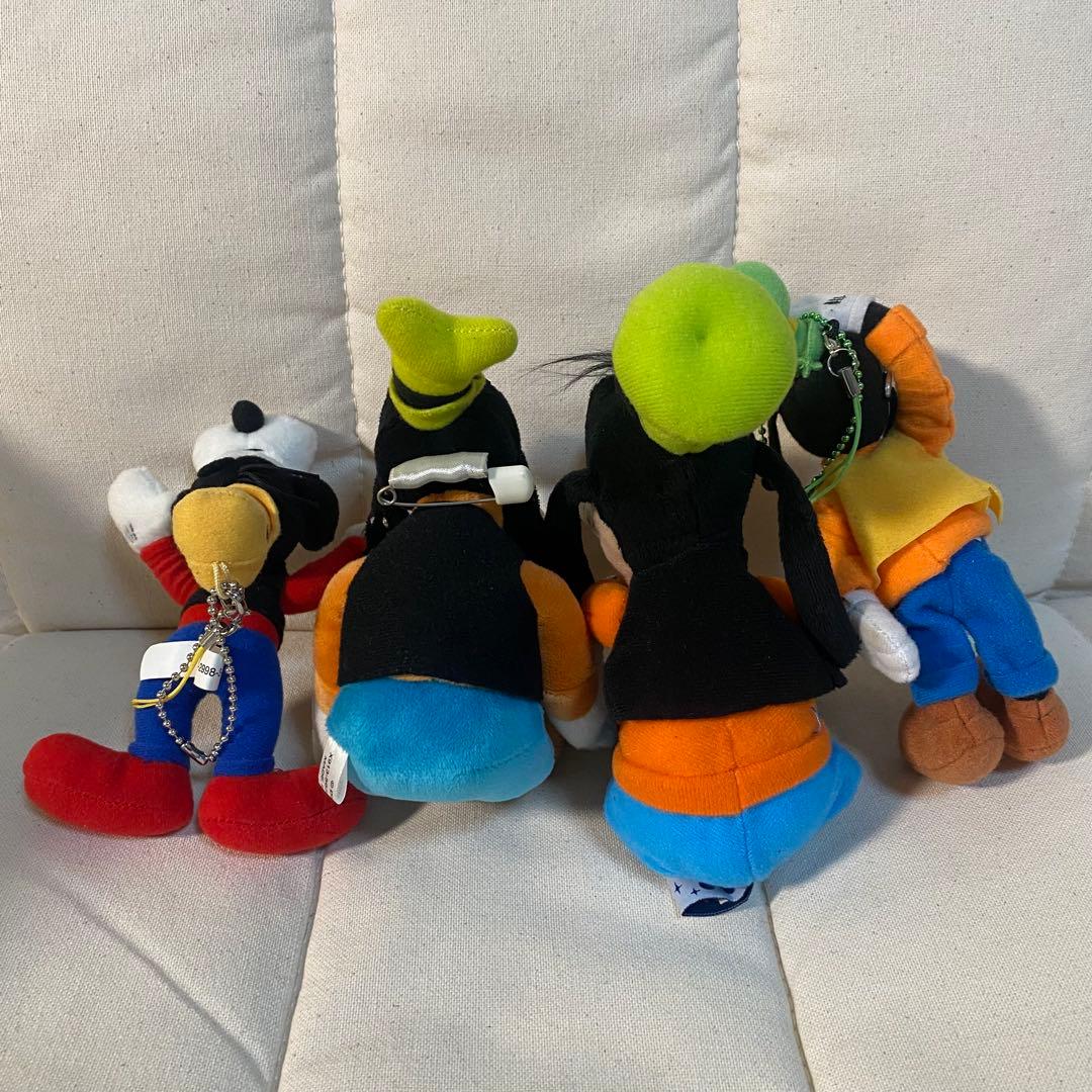 ユ*キ様 ディズニー　グーフィー マックス　ぬいぐるみ　キーチェーン　など　まと