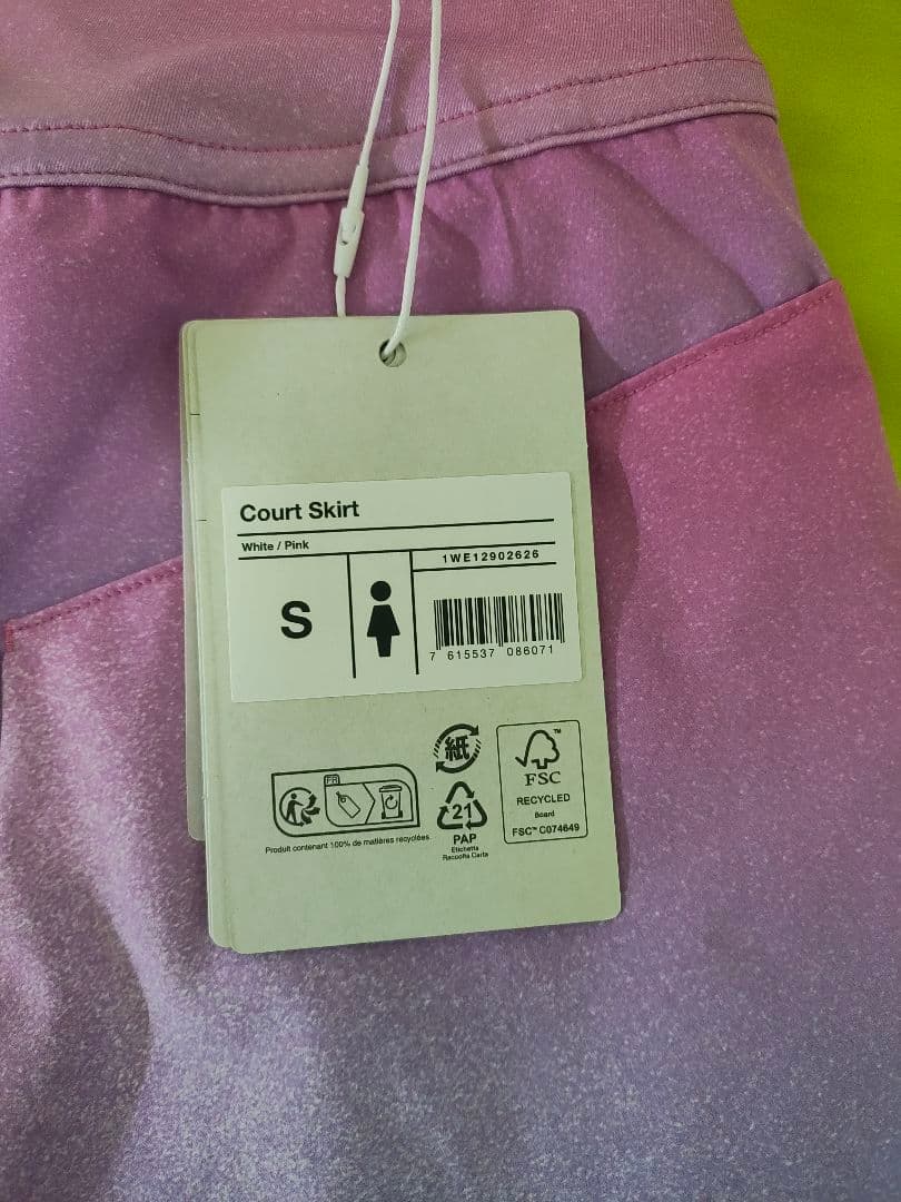 on テニススコート S(日本M〜L相当)試着のみ 1度洗濯 入手困難