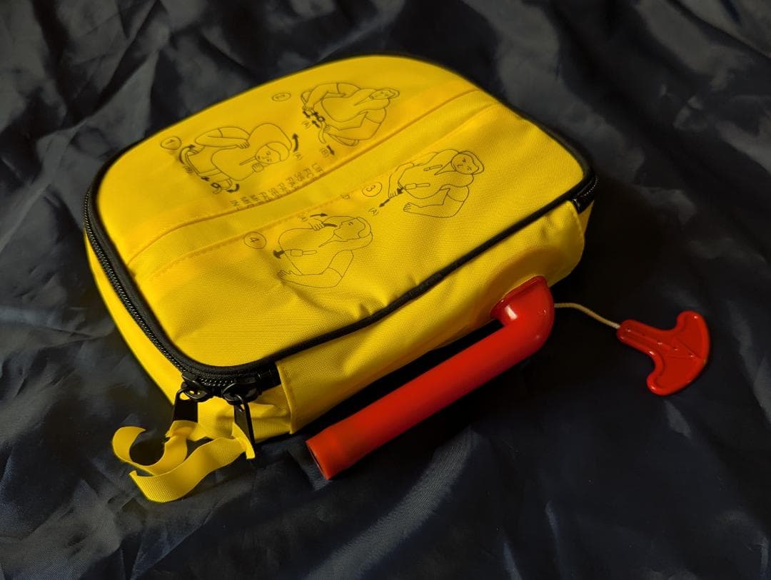 JAL ライフベスト ポーチ