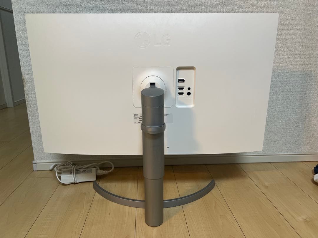 LG 32UN550-WAJP 31.5インチ 4k hdr pcモニター