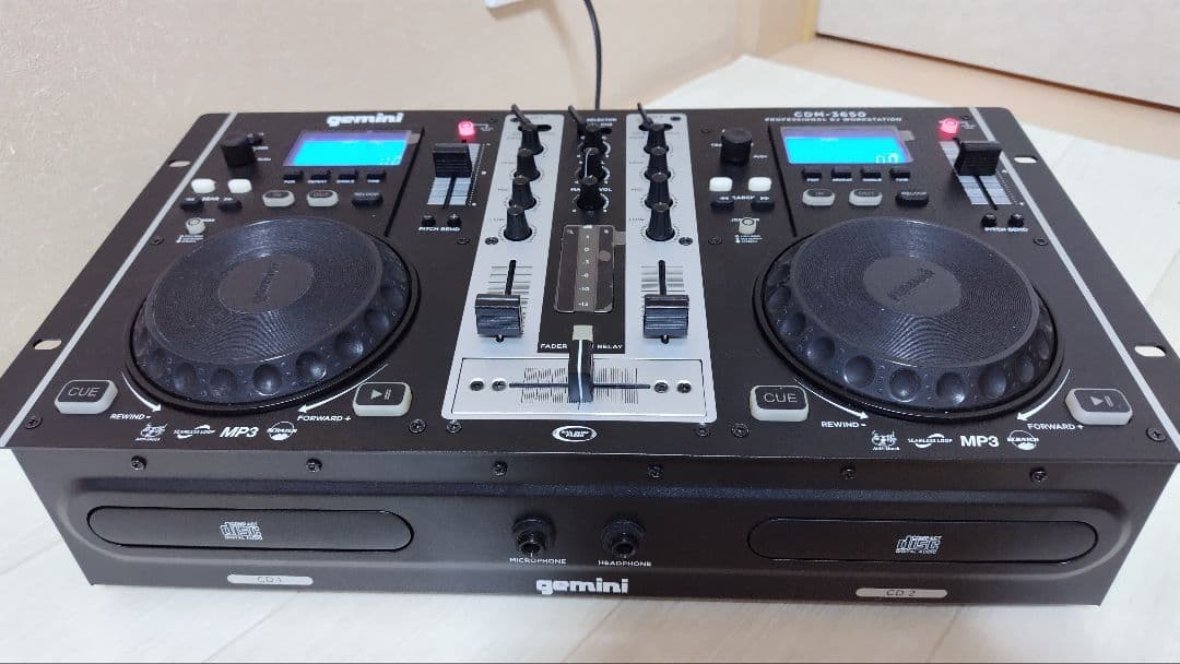 gemini DJ CD MIXING CONSOLE CDM−3650