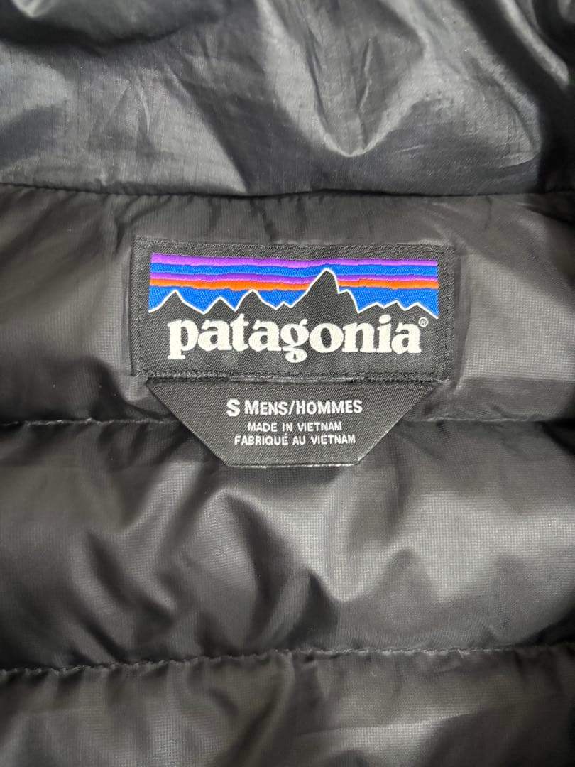 patagonia ブラック ダウンベスト S