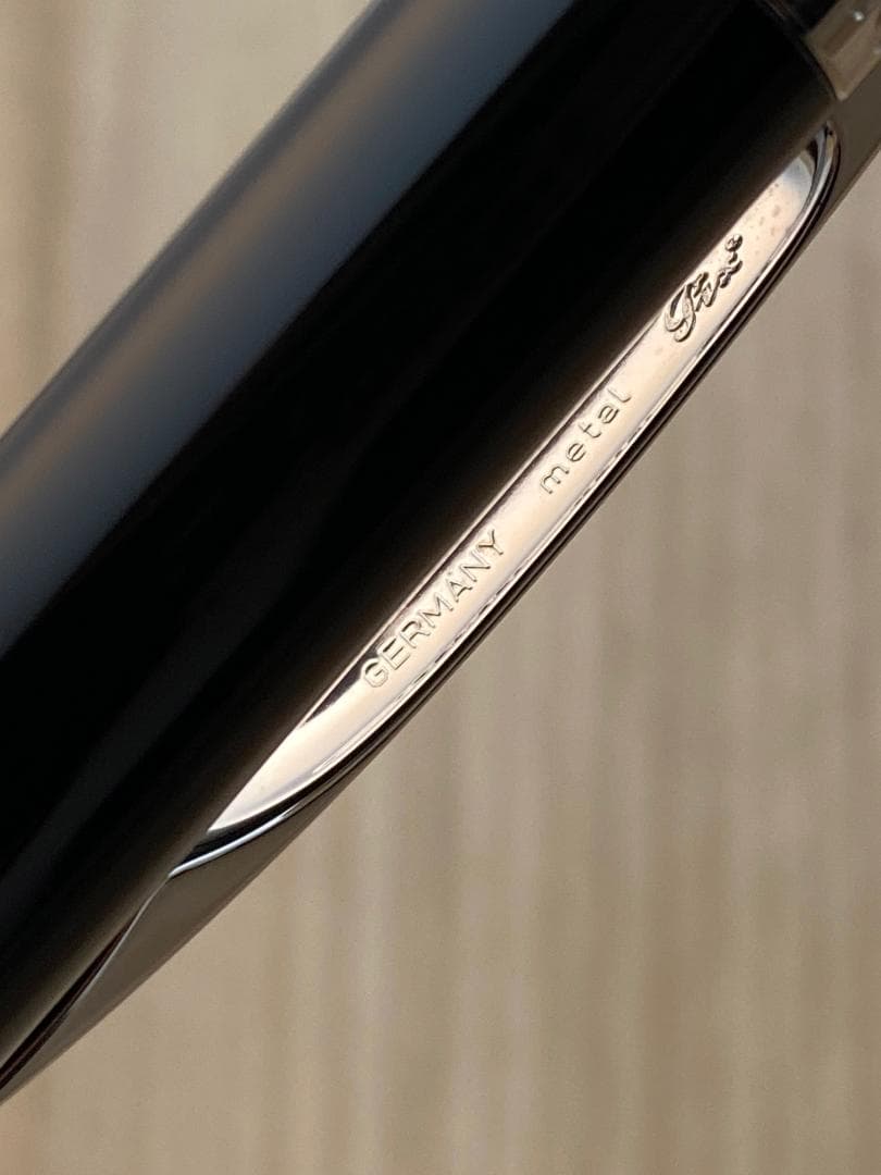 モンブラン スターウォーカー ブラック レジン・プラチナ ボールペン ボールペン